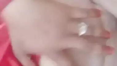 Real Desi Bhabhi making video for her young lover