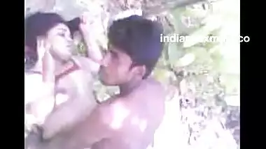 Desi Village girl outdoor hard fucked by neighbor guy leaked mms