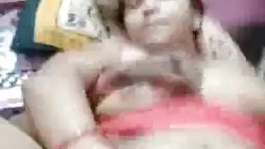 Indian wife sex with her hubby during weekend