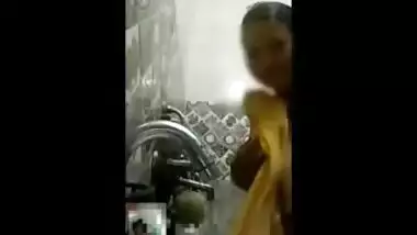 Desi BBW bathing on video call