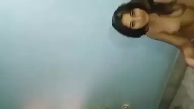 Paid Randi nude dancing on Bollywood song