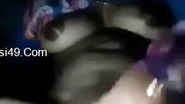 MILF fingering her wet Desi vagina for XXX webcam show from home