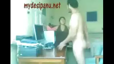Sekasee video busty indian porn at Hotindianporn.mobi