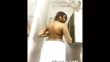 Famous telegu star Swathi Naidu first time topless selfie