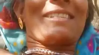Desi sex videos mms clip of big boobs desi aunty fucked by devar