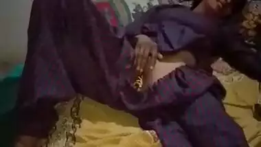 Wife Pussy Fingering Capture By Husband
