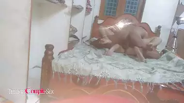 Telugu Indian Couple Filming Their XXX Porn Video For Cash
