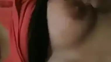 Desi girl show her big boob selfie cam video
