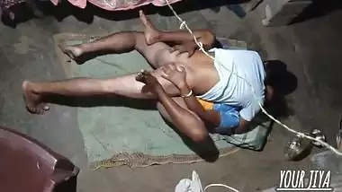 Indian girl has sex with her boyfriend
