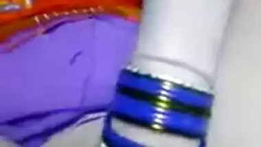 Tamil Desi bhabhi fingering