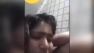 Bangladeshi Beautiful Married Cheating Wife Showing To Lover On Video Call Part 2