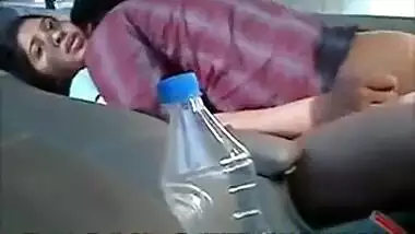 Punjabi bhabhi fucked inside the car by her driver
