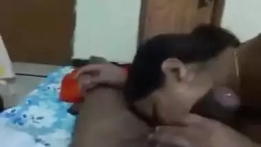 Desi Aunty Sucking cock / punjabi indian xxx video