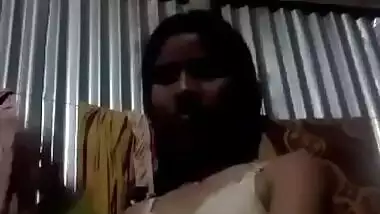 Village Girl changing And Showing