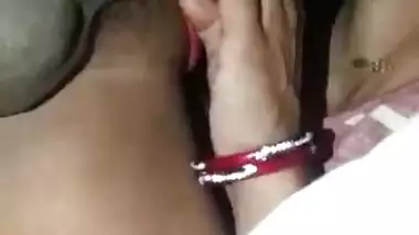 Sexy and hot desi wife sucking cock