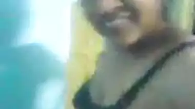 Desi Girl Wearing Bra Free Indian Porn Video Mobile