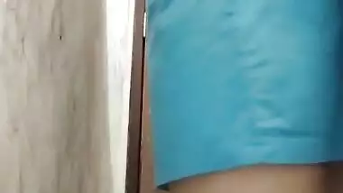 Indian College Girl Fingering In Her Pussy At Home