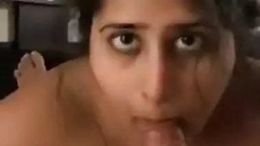 Big-eyed sexy girl POV blowjob video
