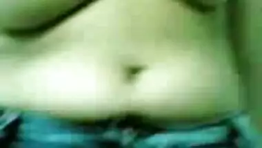 Mallu girls show her boobs to bf