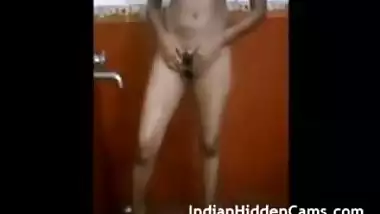 Cute Indian Shower MMS