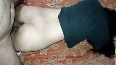 Soteli Bahin Aur Main Raat Ke Andhere Me
