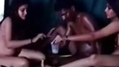 Indian 3somes Oily Sucking and Fucking