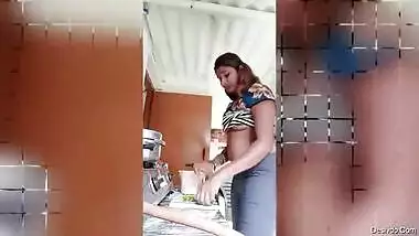 Swathi Naidu in Kitchen and Showing her Nip Slip