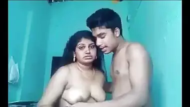 Desi Tamil Aunty Arpita with Innocent