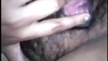 Desi Big Booby Girl Nude fingering
