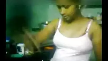 Desi bhabi wearing dress free porn show for lover