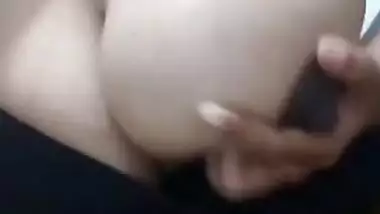 Big boobs bhabhi showing her boobs