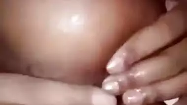 Fantastic Indian muff porn MMS video