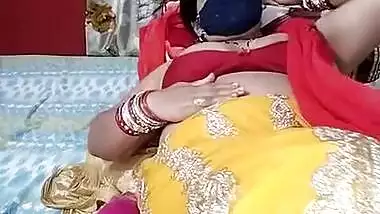 Today Exclusive- Super Horny Desi Bhabhi Shows Boobs And Pussy
