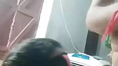 Sexy Indian couple sex video leaked online