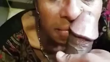 Man fucks his homely Desi wife's mouth in this first-person XXX video