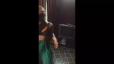 Tamil girl dressing up after fuck mms clip