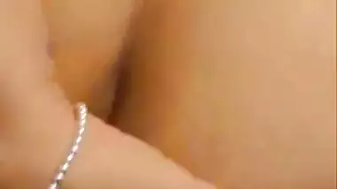 Big Booty Fingering And Pussy Show Home Made