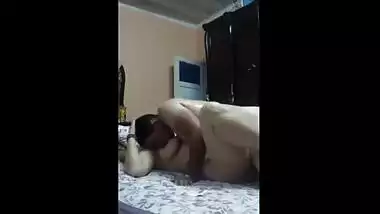 Busty Indian wife porn clip with hubby leaked