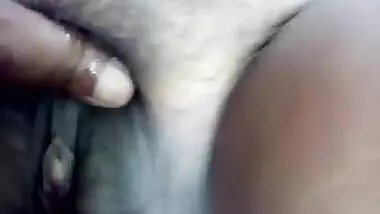 Telugu Bhabhi Pussy Fingering and Boob Pressing