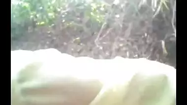 Desi village girl anu outdoor fucked by neighbor