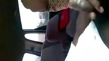 Desi bhabhi sucking driver dick inside car