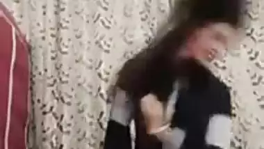 Desi Girl Dancing in Live, Sexy Babe