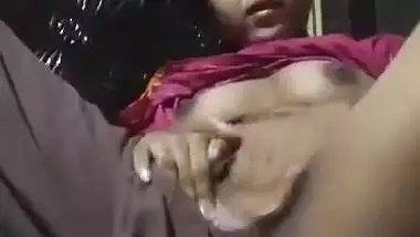 Today Exclusive -cute Indian Girl Fingering Part 1