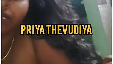 Horny Tamil Girl Paly With Lover Dick (Updates)