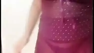 Desi wench strips when dancing at private XXX party at the hotel