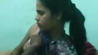 Cute Desi Girl Exclusive video spending some quality time with her Boyfriend giving h