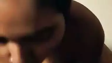 Chennai girl sucks dick and gets fuck in Tamil sex video