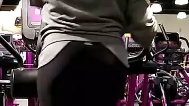 Big fat phat Indian booty at the gym legging spandex