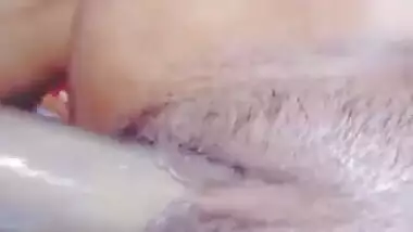 Cuckold bf help her Indian tight pussy girlfriend to insert a big cock