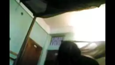 Bangladeshi village bhabhi sucking her lover’s dick on cam